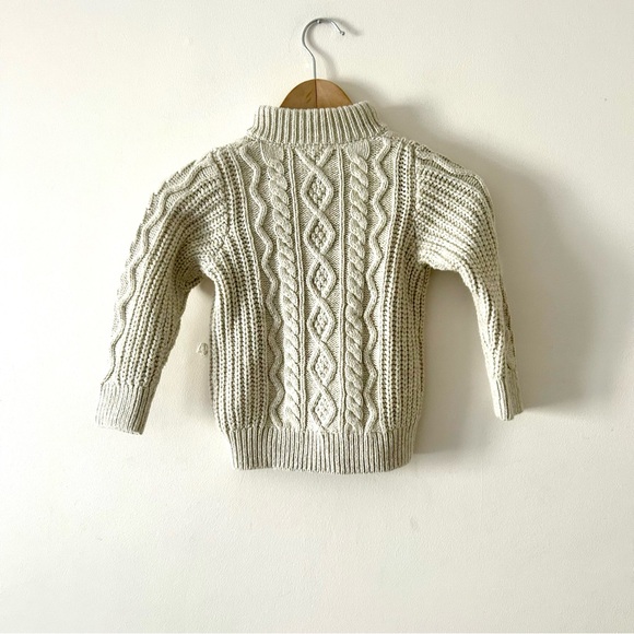 Gap Kids Cable-Knit Mockneck Sherpa Collar Henley Sweater Colour Tan Size 3 NWT - Picture 2 of 8